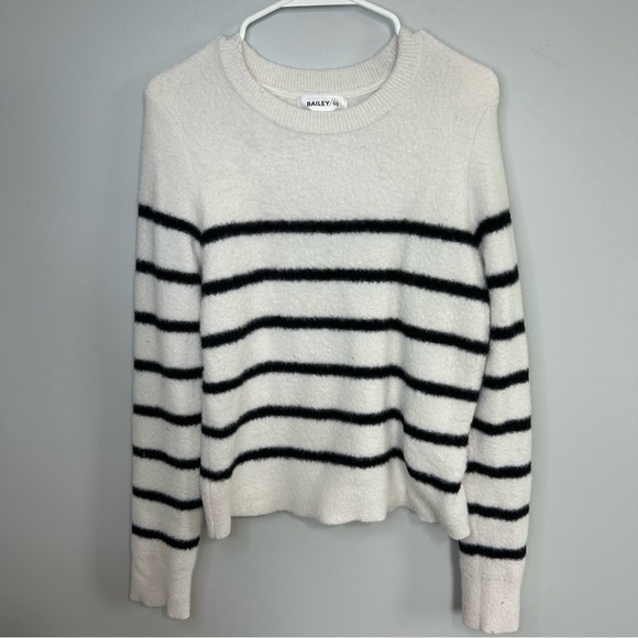 Bailey 44 Sundry Stripes Mock Neck Cozy Sweater Oyster White Black Size Large - Picture 4 of 8